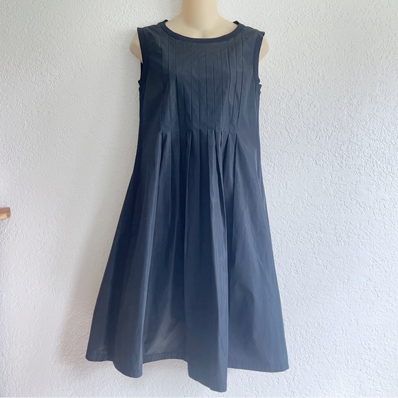 MaxMara Dresses & Skirts - 'S MaxMara Pleated Vertical Seamed A-Line Navy Dress Size 40 Taffeta Knee Length